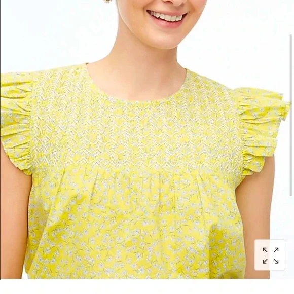 J.Crew Embroidered Flutter Sleeve Top in
Stellar Yellow Daisy - Size Medium - Picture 2 of 8